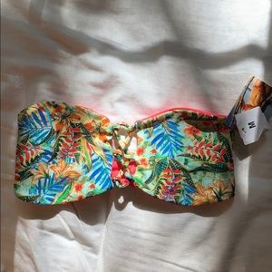 NWT San Lorenzo Bikini Top